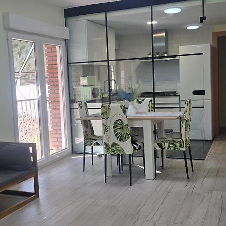 Brezo Apartamentos Turisticos กัวดาลาฮารา ภายนอก รูปภาพ