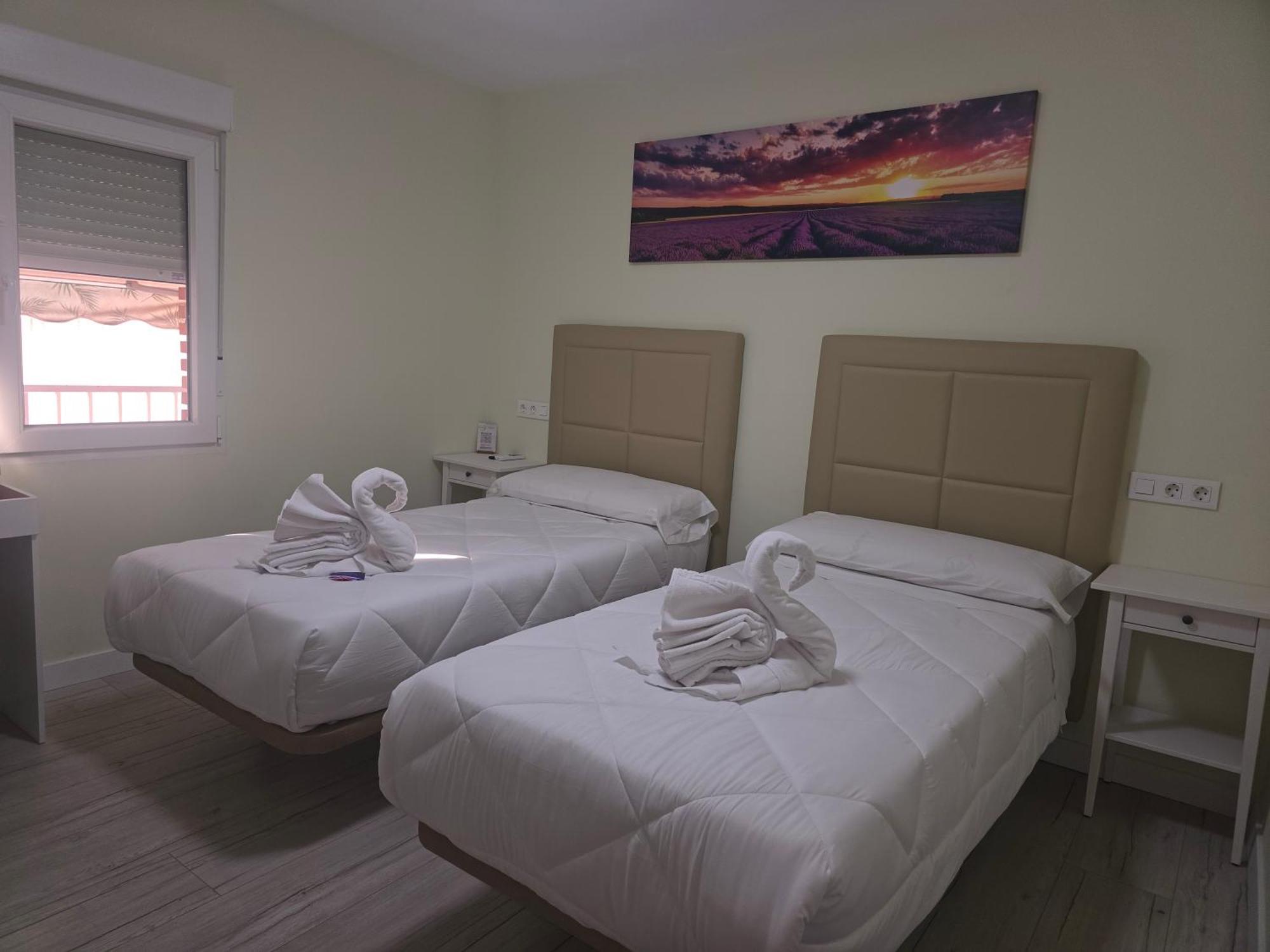 Brezo Apartamentos Turisticos กัวดาลาฮารา ภายนอก รูปภาพ